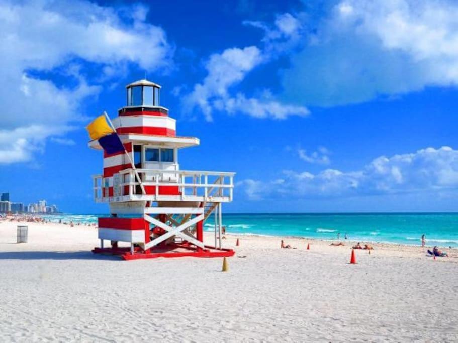 Apartment Right On The Beach! Miami Beach Bagian luar foto